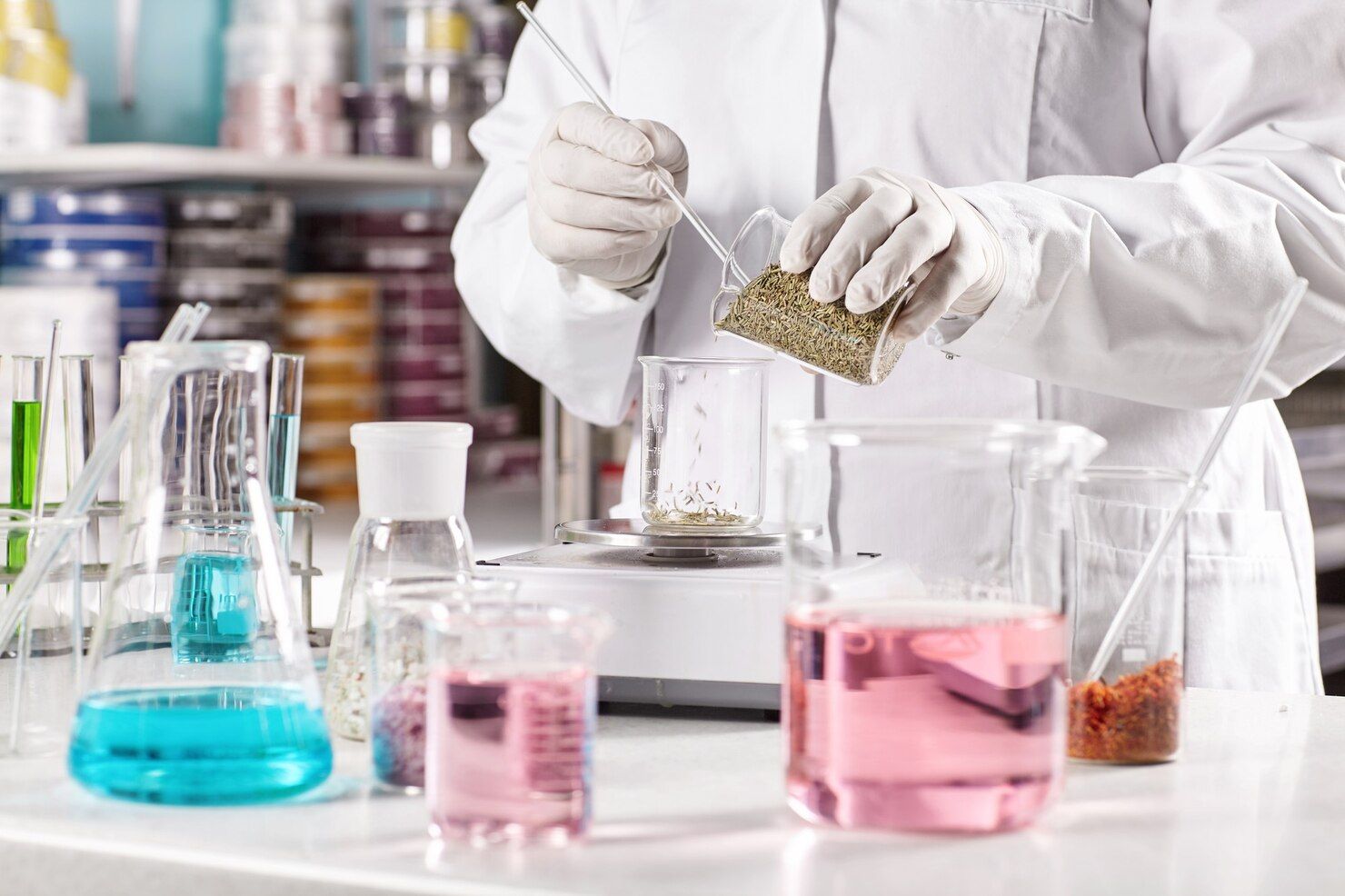 Industrial Chemical Guide: Types, Uses, Safety Standards and Modern Manufacturing Insights
