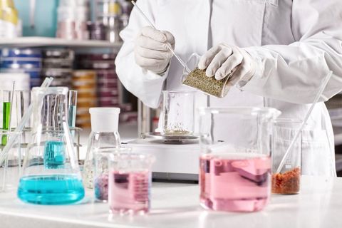 Industrial Chemical Guide: Types, Uses, Safety Standards and Modern Manufacturing Insights